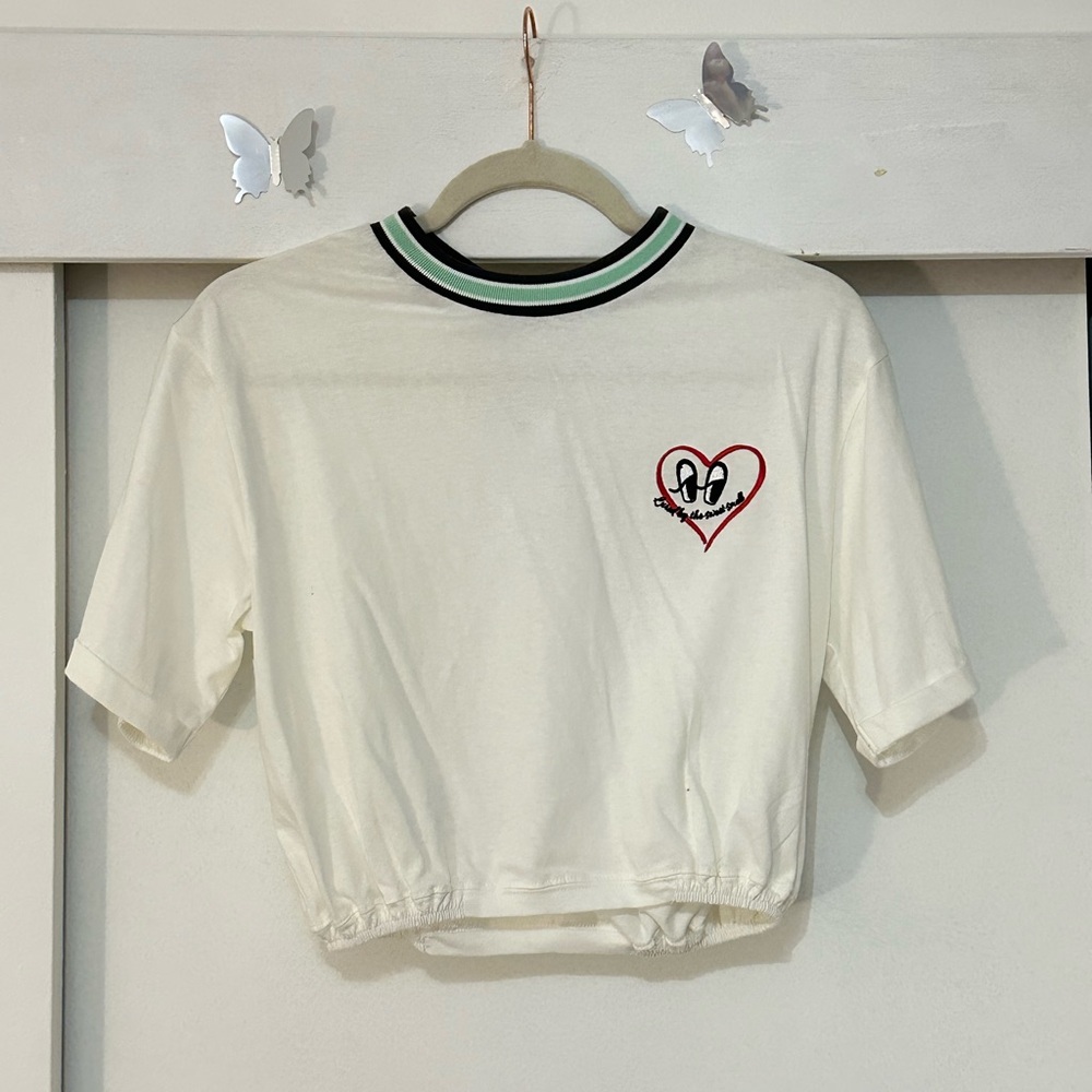 White T shirt